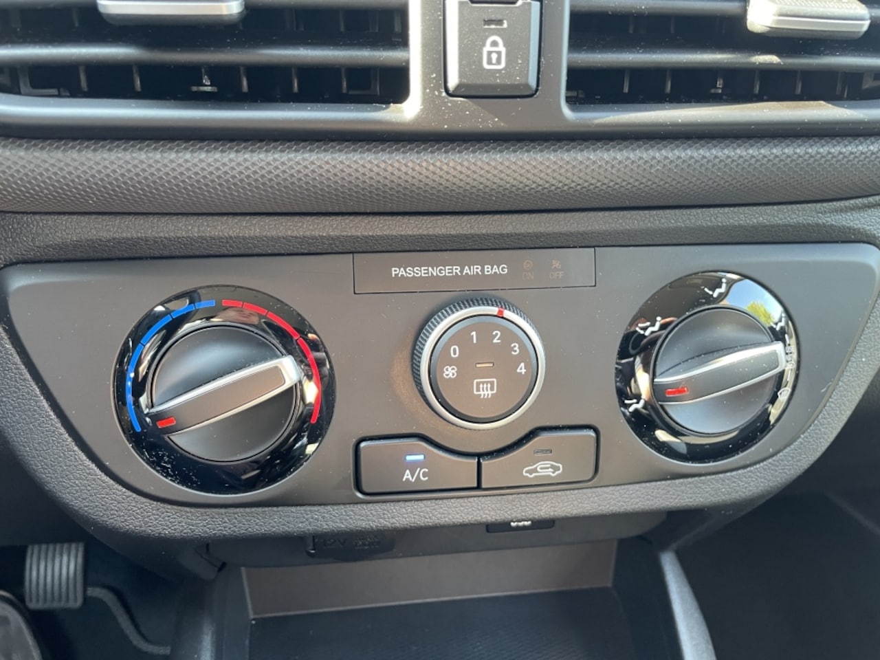 Hyundai i10 - 1.0 Comfort*RIJKLAARPRIJS*