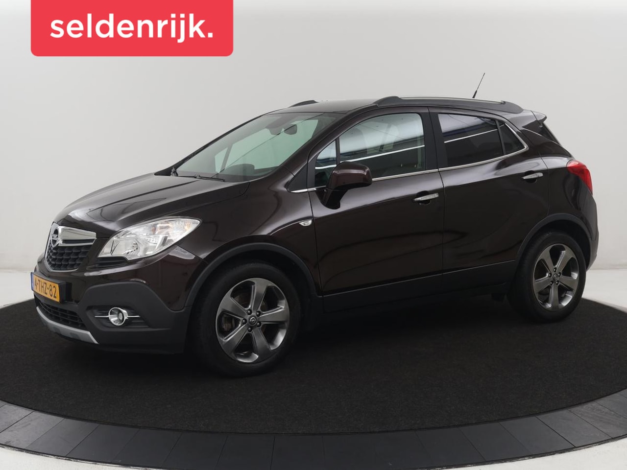 Opel Mokka - 1.4 T Cosmo | Half leder | Cruise control | Bluetooth | Navigatie | Camera | Park assist | - AutoWereld.nl