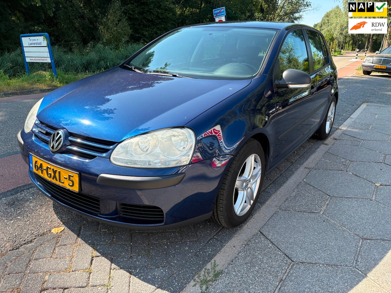 Volkswagen Golf - 1.9 TDI Trendline BlueMotion 1 op 30 + AIRCO! - AutoWereld.nl