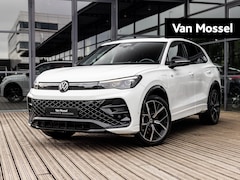 Volkswagen Tiguan - 1.5 eHybrid R-Line Edition | PANORAMA/SCHUIF-KANTELDAK | ADAPTIVE CRUISE CONTROL. | ACHTER