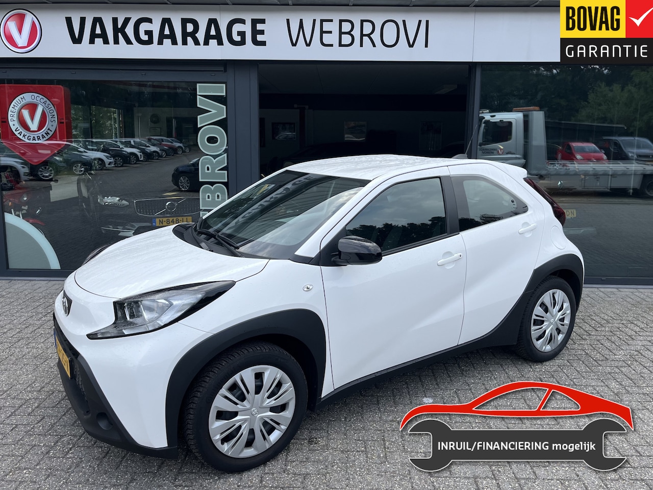Toyota Aygo X - 1.0 VVT-i MT Play All-Season/Apple/Android/Camera - AutoWereld.nl