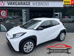 Toyota Aygo X - 1.0 VVT-i MT Play All-Season/Apple/Android/Camera