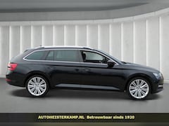 Skoda Superb Combi - 2.0 TDI Style 150 PK DSG ACC LED Standkachel EL. Stoelen Camera 19 Inch