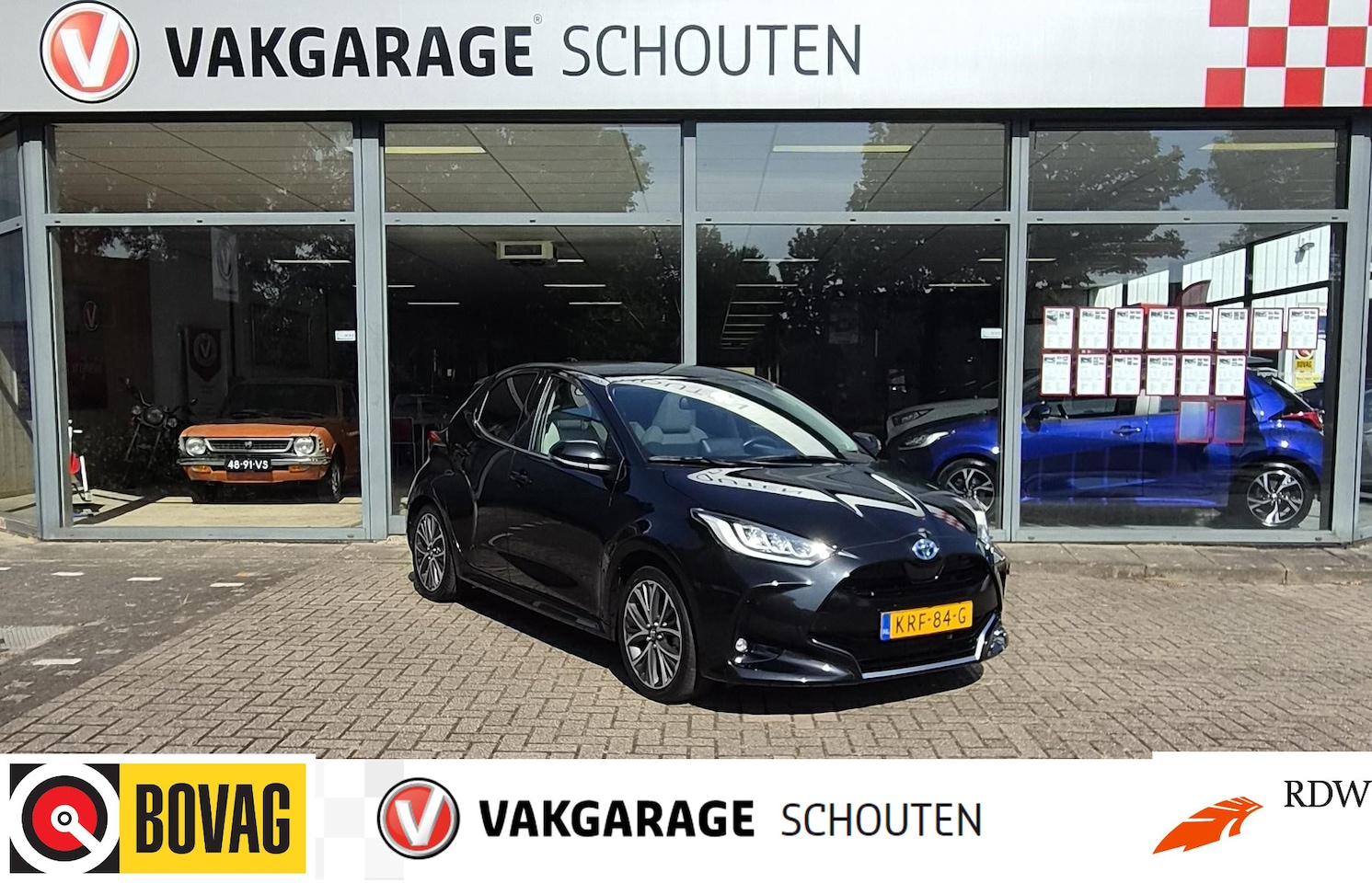 Toyota Yaris - 1.5 Hybrid Executive Sport|Panodak|Navi|Apple - AutoWereld.nl