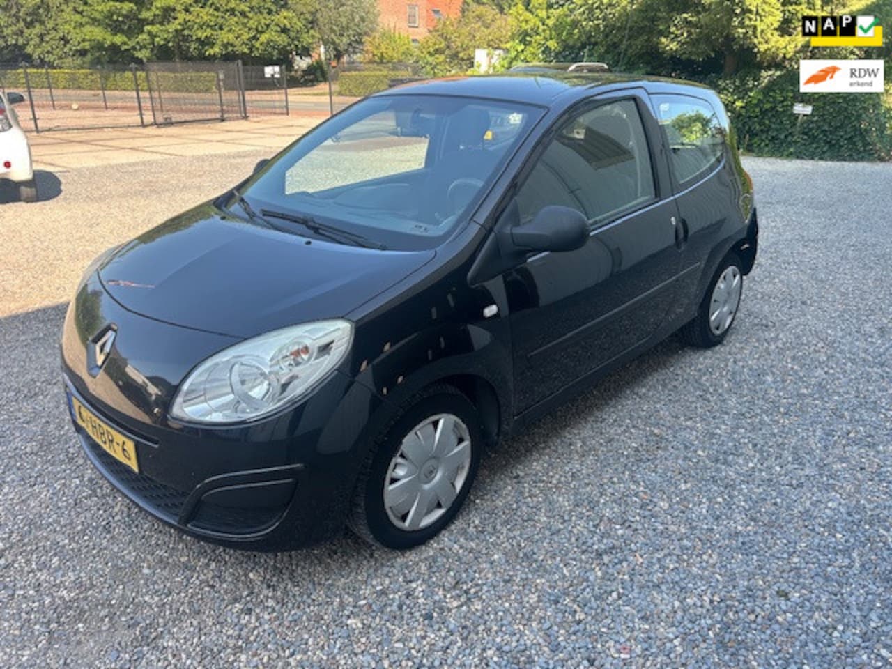Renault Twingo - 1.2 Authentique Airco !!SCHADE!! - AutoWereld.nl