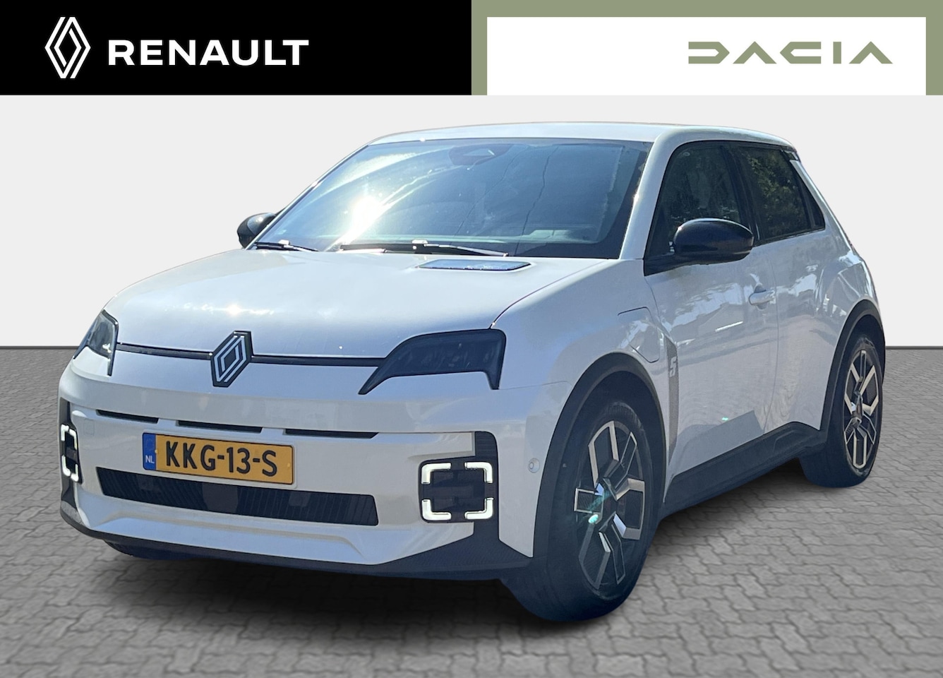 Renault 5 - comfort range techno 52 kWh - V2G / pack winter / pack advanced driving assist - AutoWereld.nl
