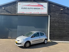 Renault Clio - 1.2-16V Rip Curl
