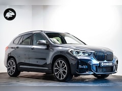 BMW X1 - xDrive25e M Sport|Pano dak|Trekhaak|Head up|Camera|19 inch