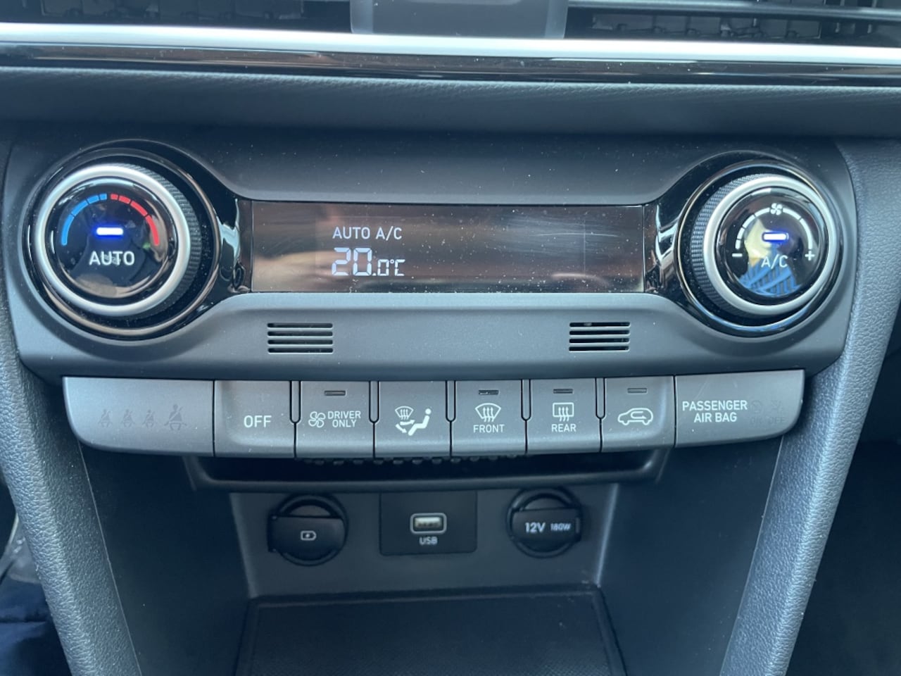 Hyundai Kona - 1.6 GDI HEV Comfort Navi*RIJKLAARPRIJS*