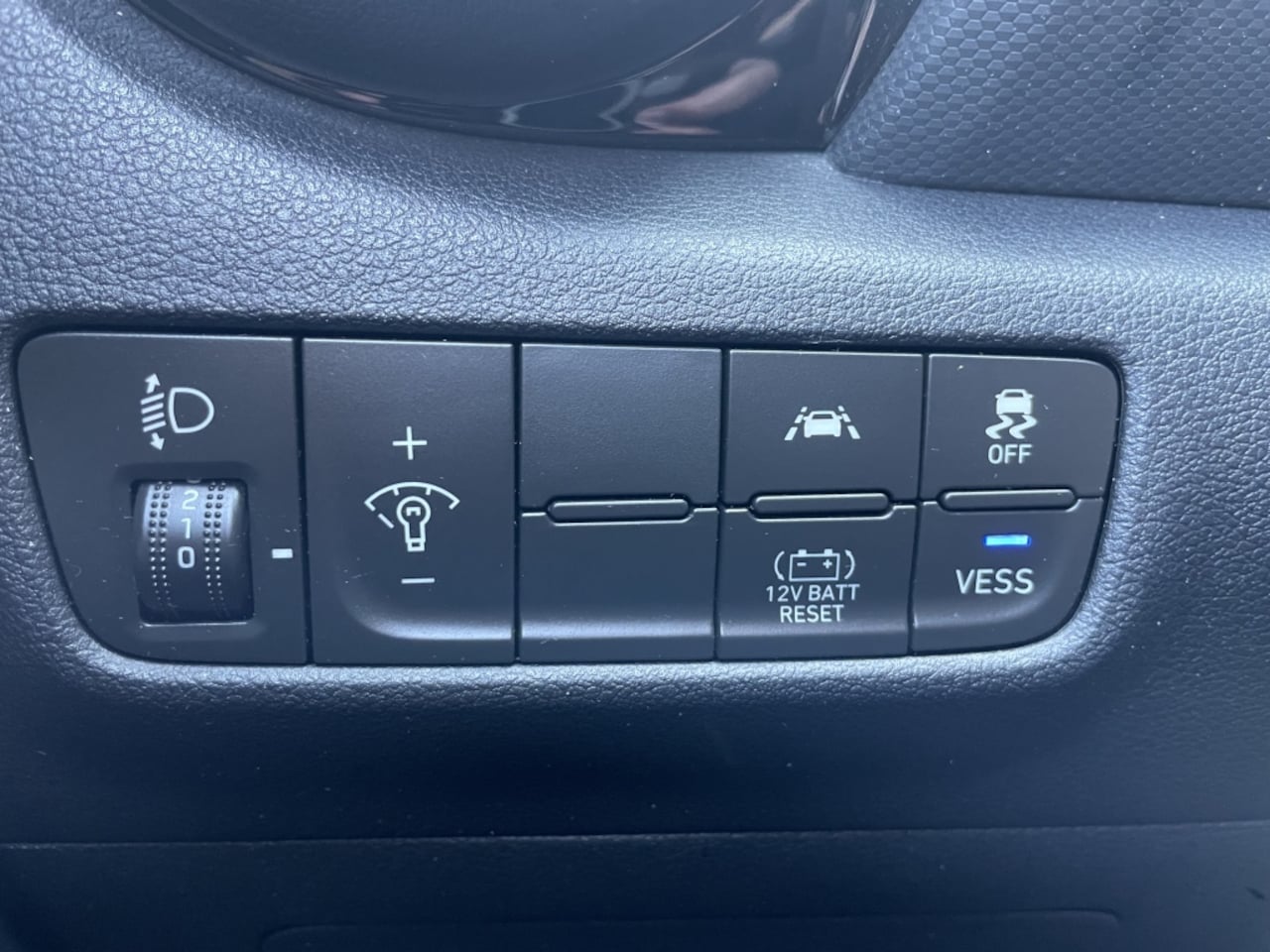 Hyundai Kona - 1.6 GDI HEV Comfort Navi*RIJKLAARPRIJS*