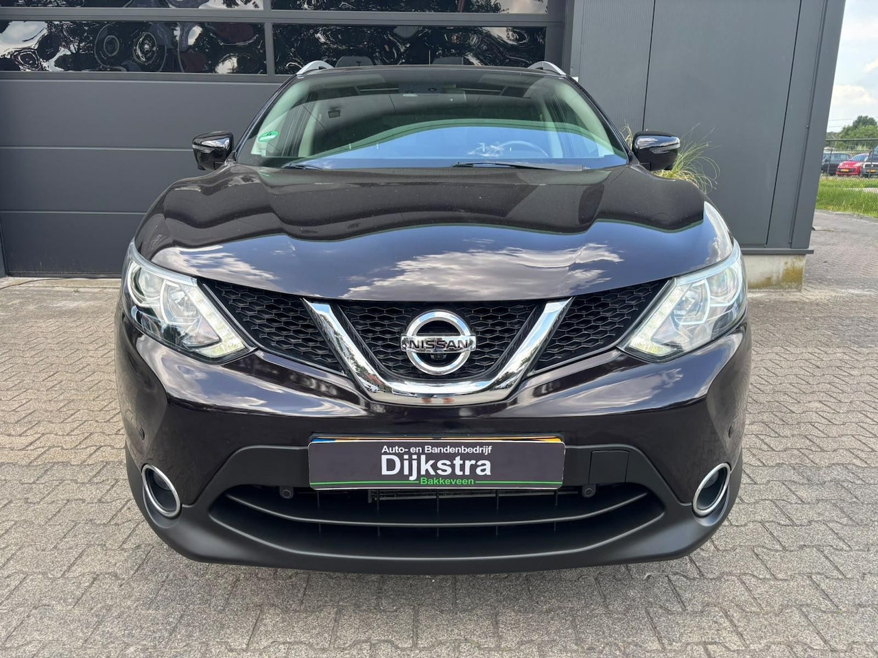 Nissan Qashqai - 1.2 N-Vision| 360 CAMERA | TREKHAAK | PANO DAK |
