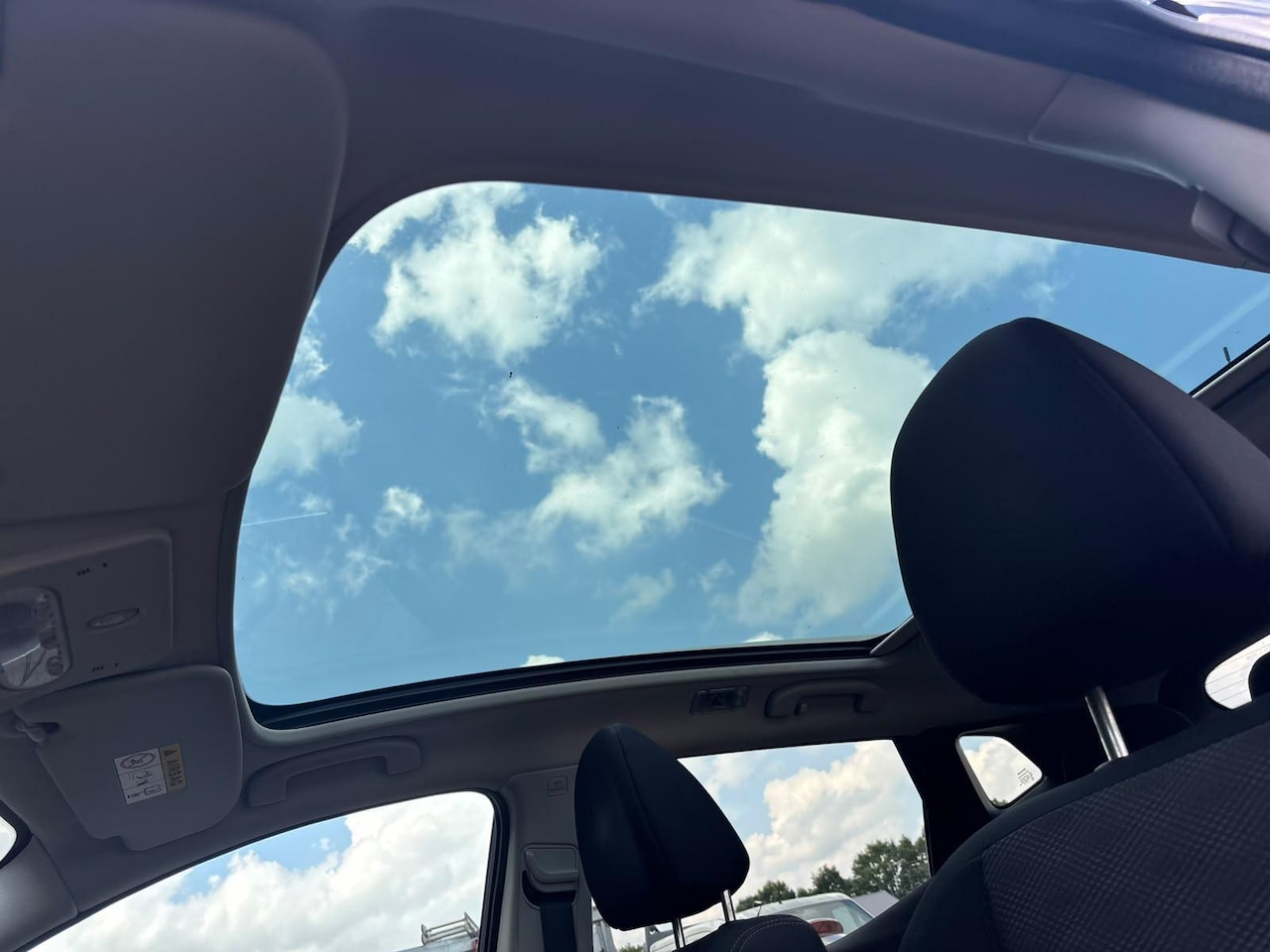 Nissan Qashqai - 1.2 N-Vision| 360 CAMERA | TREKHAAK | PANO DAK |