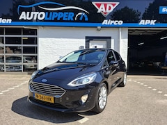 Ford Fiesta - 1.0 EcoBoost Titanium X /Nieuwe apk bij aflevering/All season banden/Navi