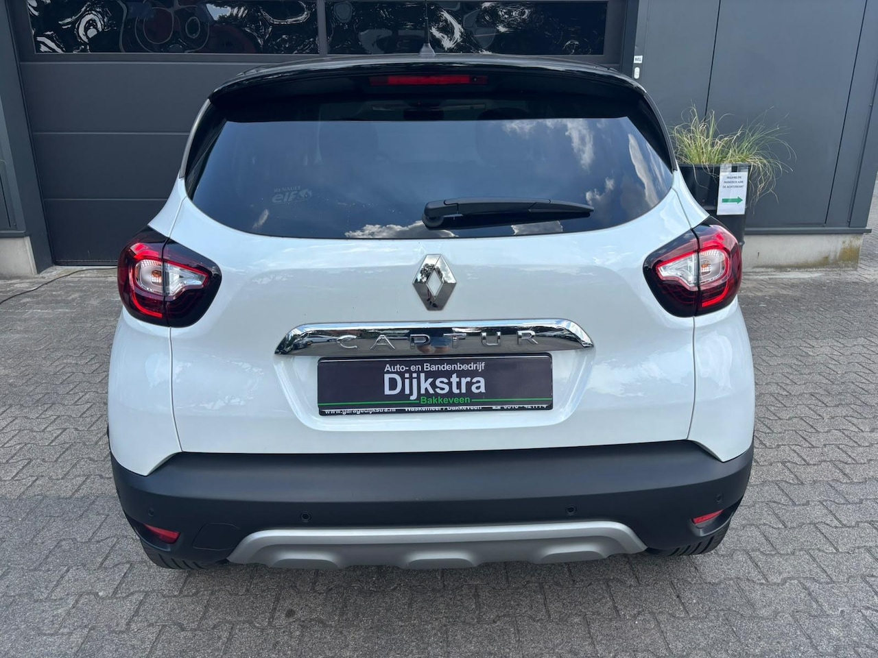 Renault Captur - 1.2 TCe Intens AUTOMAAT| CARPLAY | AIRCO | NAVIGATIE |