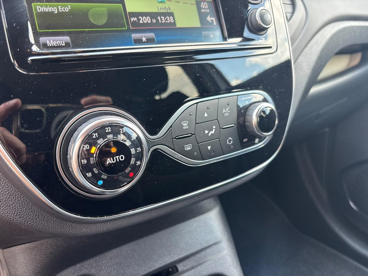 Renault Captur - 1.2 TCe Intens AUTOMAAT| CARPLAY | AIRCO | NAVIGATIE |