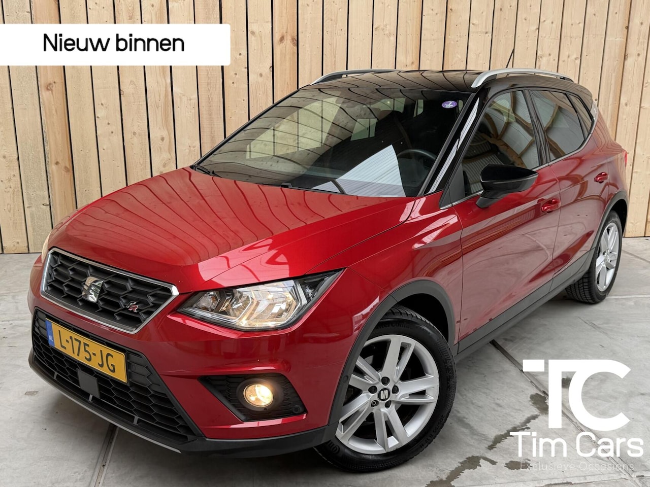 SEAT Arona - 1.0 TSI FR Business Intense Apple CarPlay/Android Auto | Navigatiesysteem | Climate contro - AutoWereld.nl