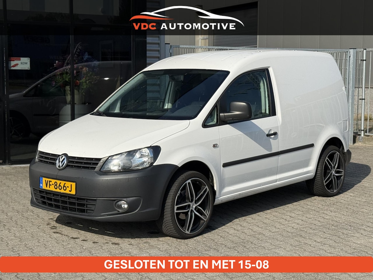Volkswagen Caddy - 1.6 TDI BMT Trekhaak | LM Velgen | Airco | Zeer leuke Caddy - AutoWereld.nl