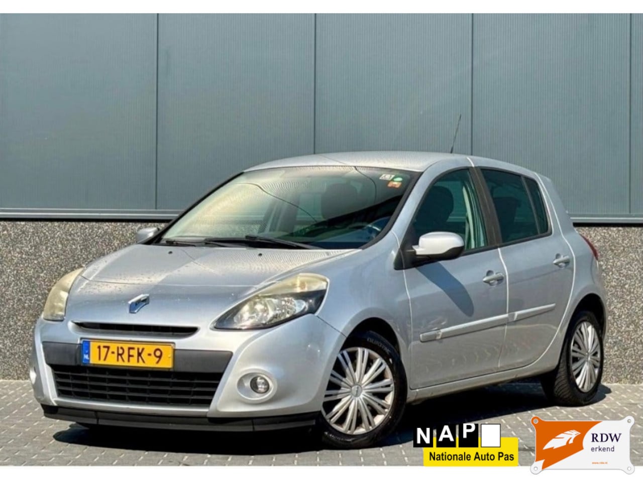 Renault Clio - 1.5 dCi Parisienne / Airco / Parksensor - AutoWereld.nl