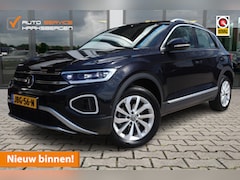 Volkswagen T-Roc - 1.5 TSI Life | Trekhaak | Camera | ACC |