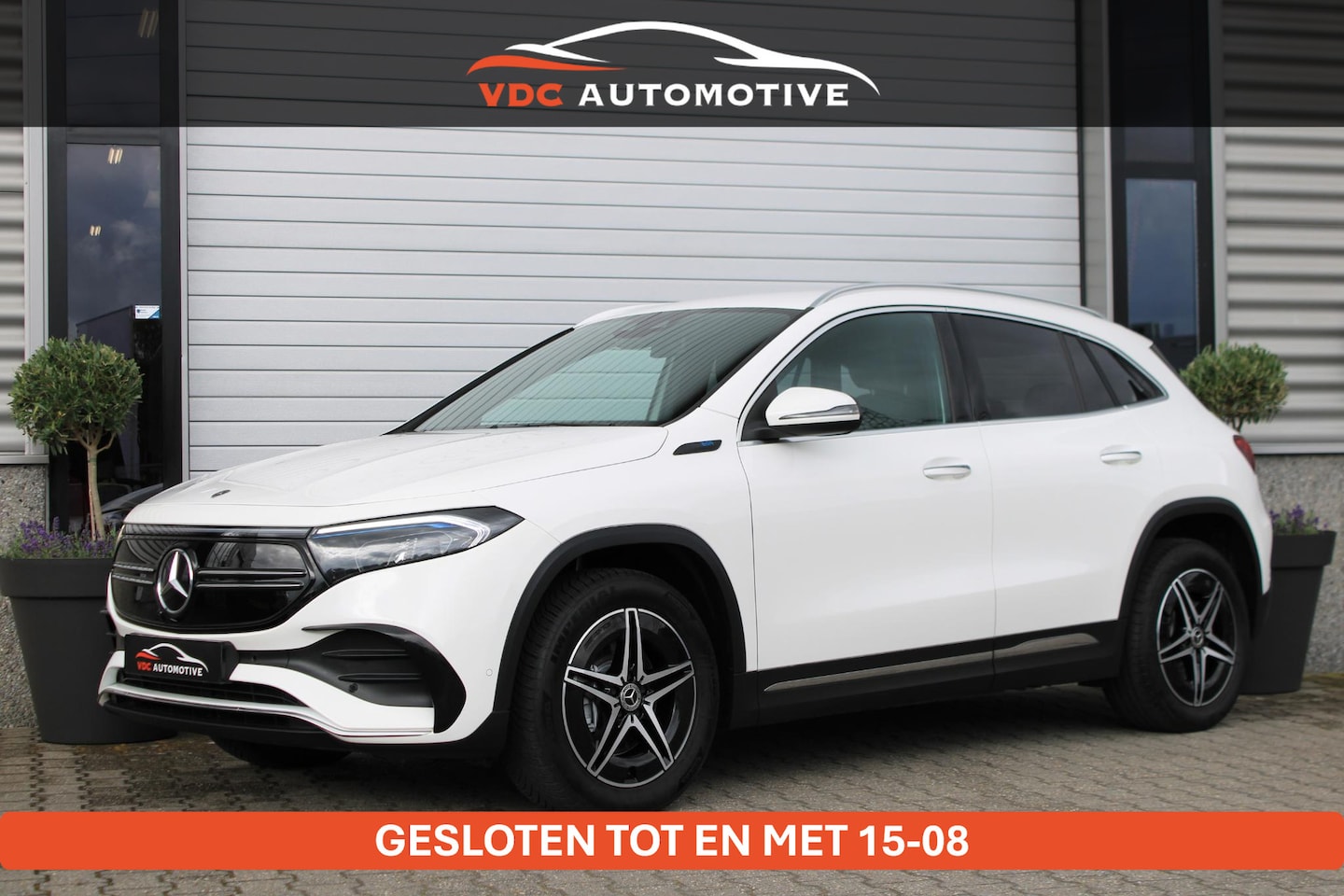 Mercedes-Benz EQA - 250 AMG Camera | Trekhaak | Keyless | Widescreen | Sfeerverlichting | 94,2% SOH | Dealer O - AutoWereld.nl