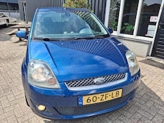 Ford Fiesta - 1.3-8V Futura *AIRCO*5-deurs