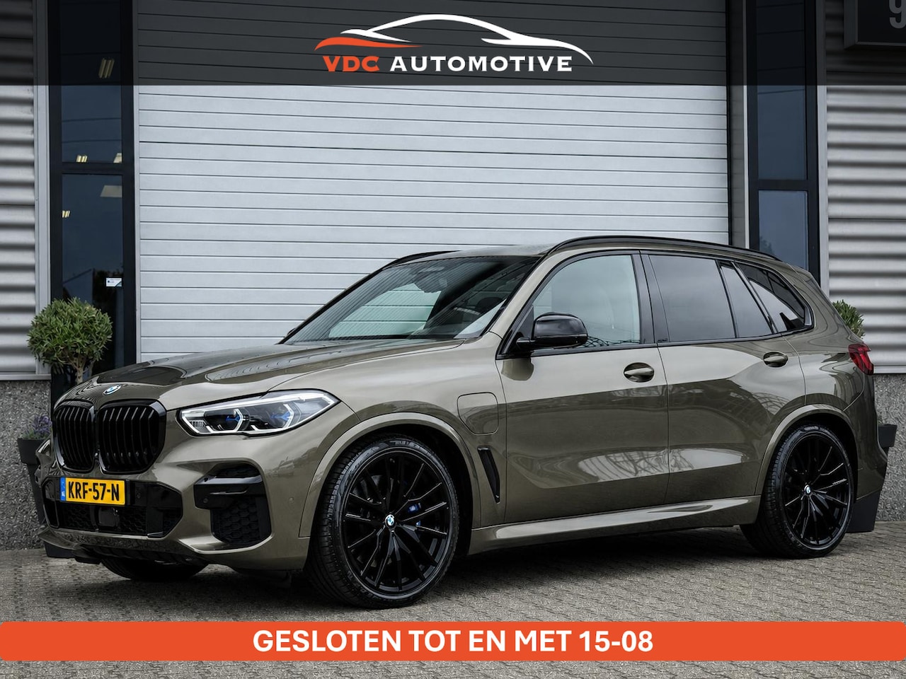 BMW X5 - xDrive45e m Sport Manhattan | Trekhaak | Laser | Comfort Access | 22 " Zwart | HeadUp | De - AutoWereld.nl