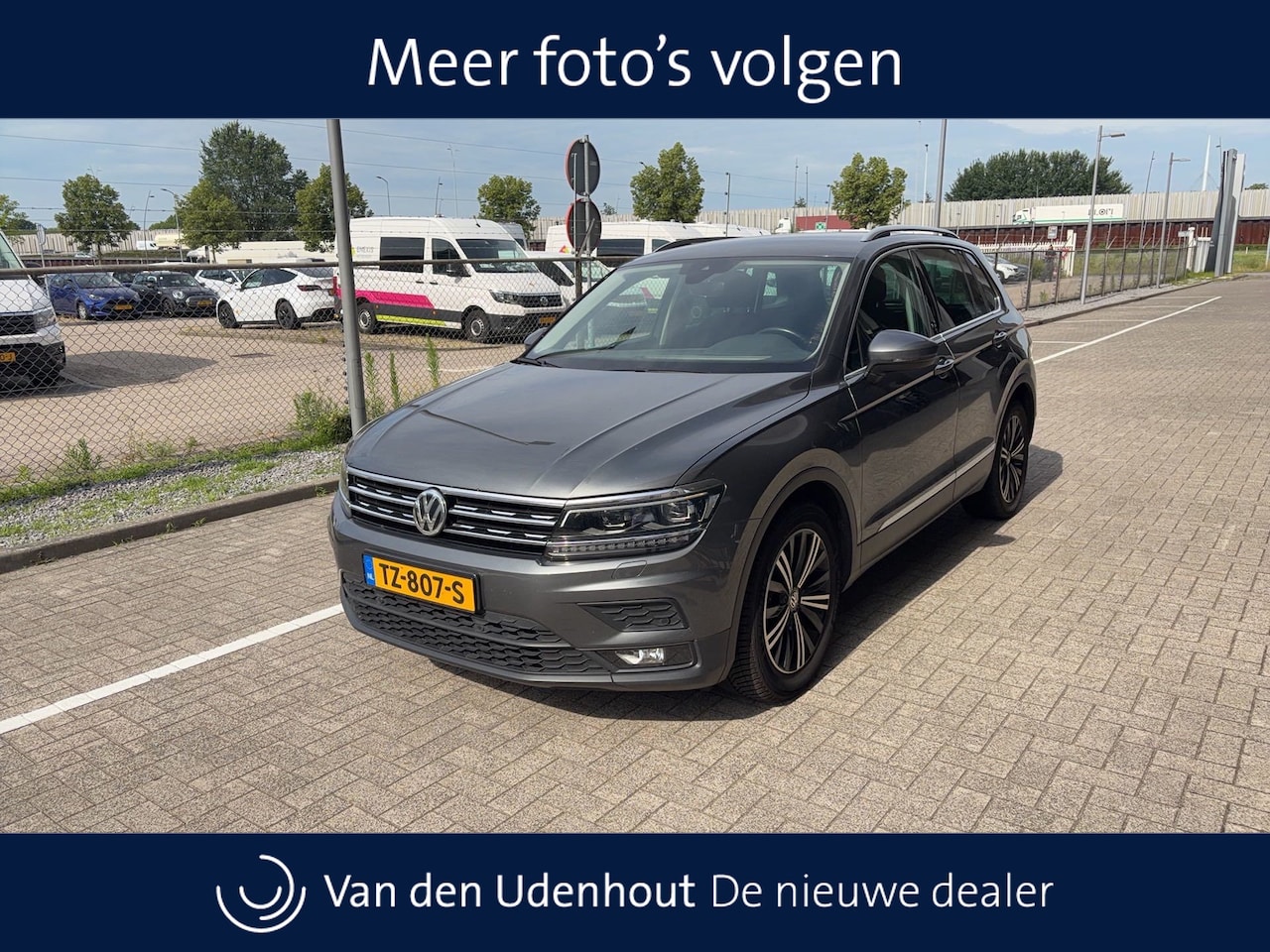 Volkswagen Tiguan - 1.4 TSI 150pk ACT Comfortline Business DSG / Navigatie / Stoelverwarming / Elek. Trekhaak - AutoWereld.nl