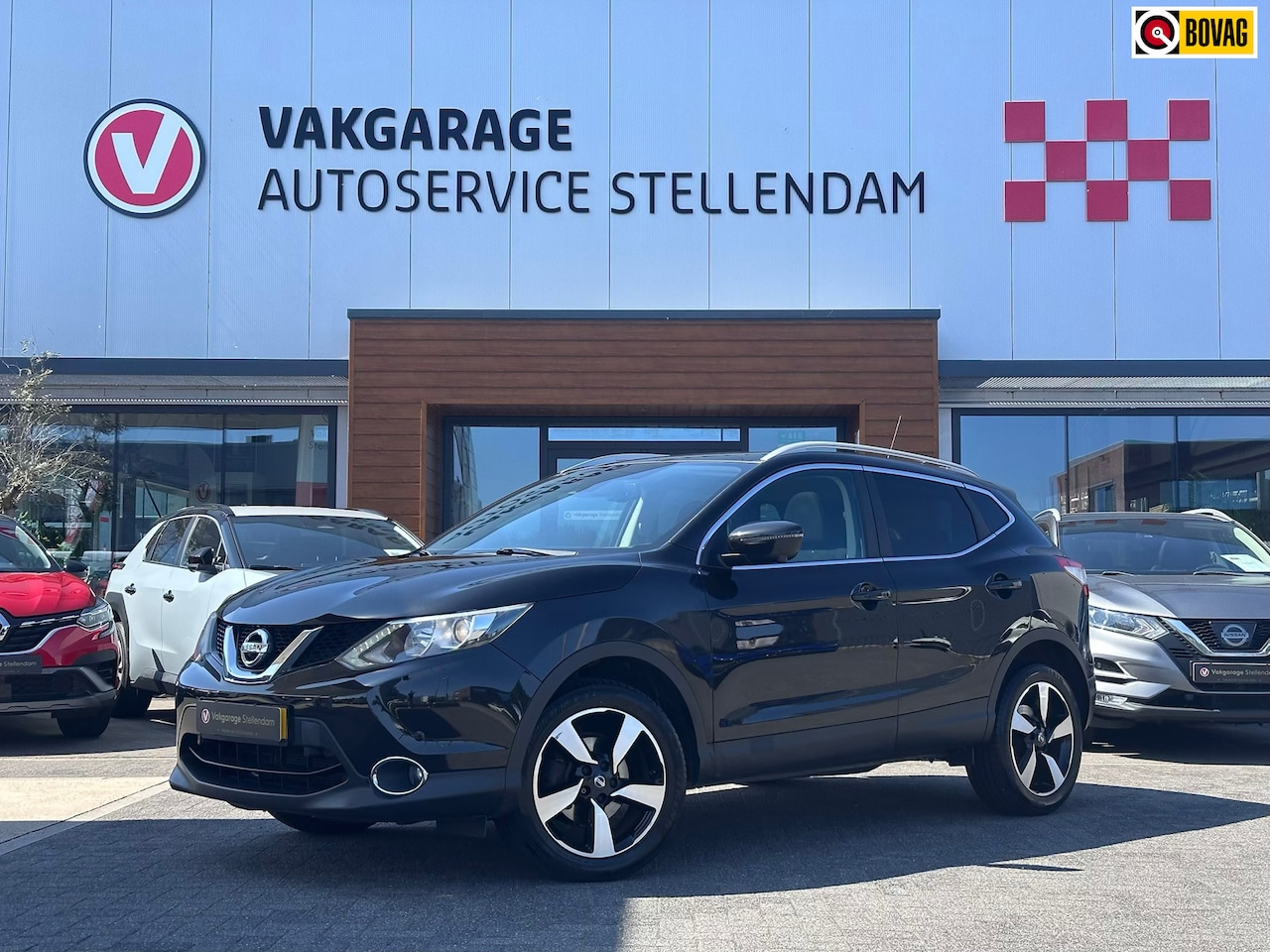 Nissan Qashqai - 1.2 N-Connecta|Trekhaak|360 Camera|Panodak|Climate|Cruise|Navigatie - AutoWereld.nl