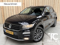 Volkswagen T-Roc - 1.5 TSI Style Business Automaat | Climate control | Adaptieve cruise control | Achteruitri