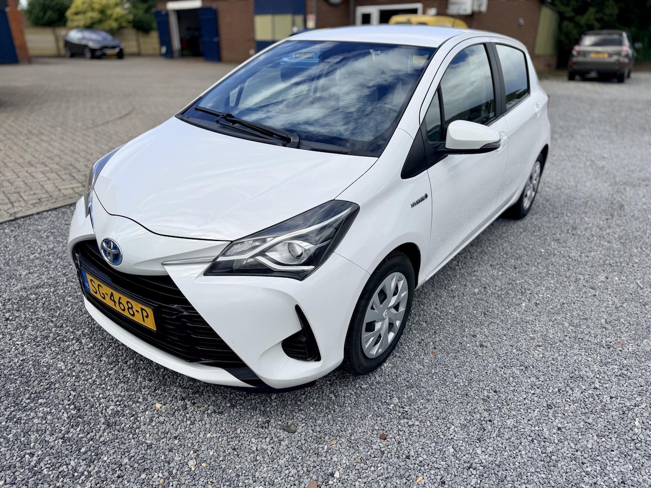 Toyota Yaris - 1.5 Hybrid Aspiration |100pk | 5 deurs | Automaat | Climate Control - AutoWereld.nl