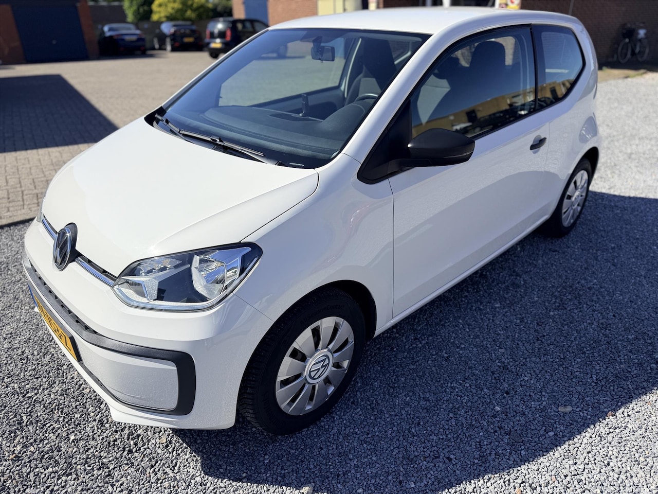 Volkswagen Up! - 1.0 Take up! | Nederlandse auto! - AutoWereld.nl