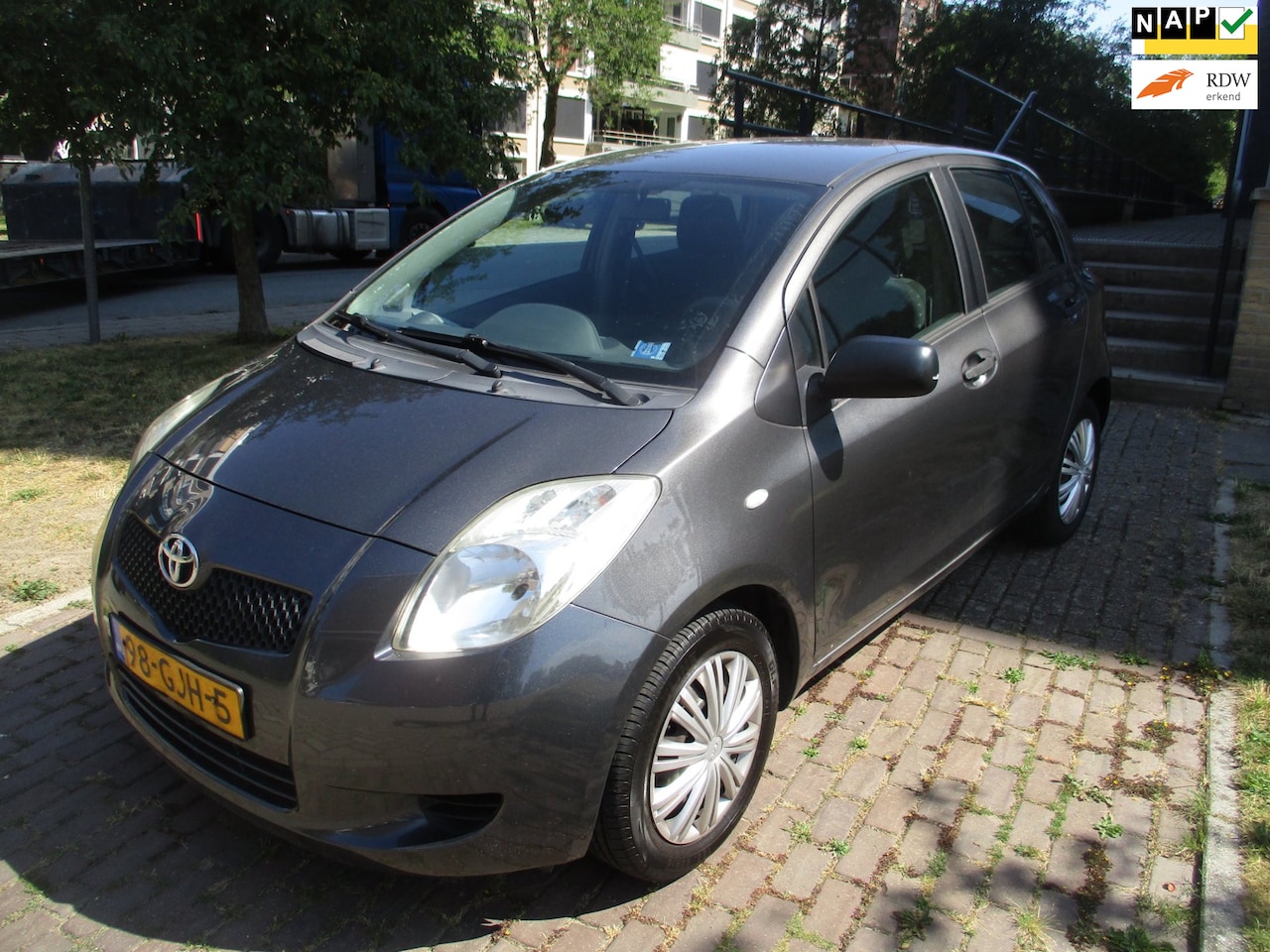 Toyota Yaris - 1.3 VVTi Sol 1.3 VVTi Sol//AIRCO// - AutoWereld.nl