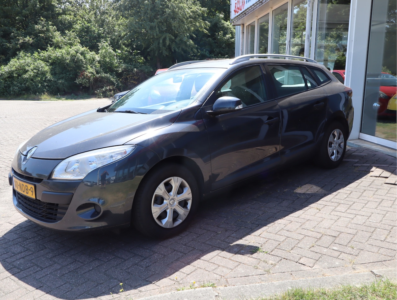 Renault Mégane Estate - 1.6 Authentique Kan direct mee! - AutoWereld.nl
