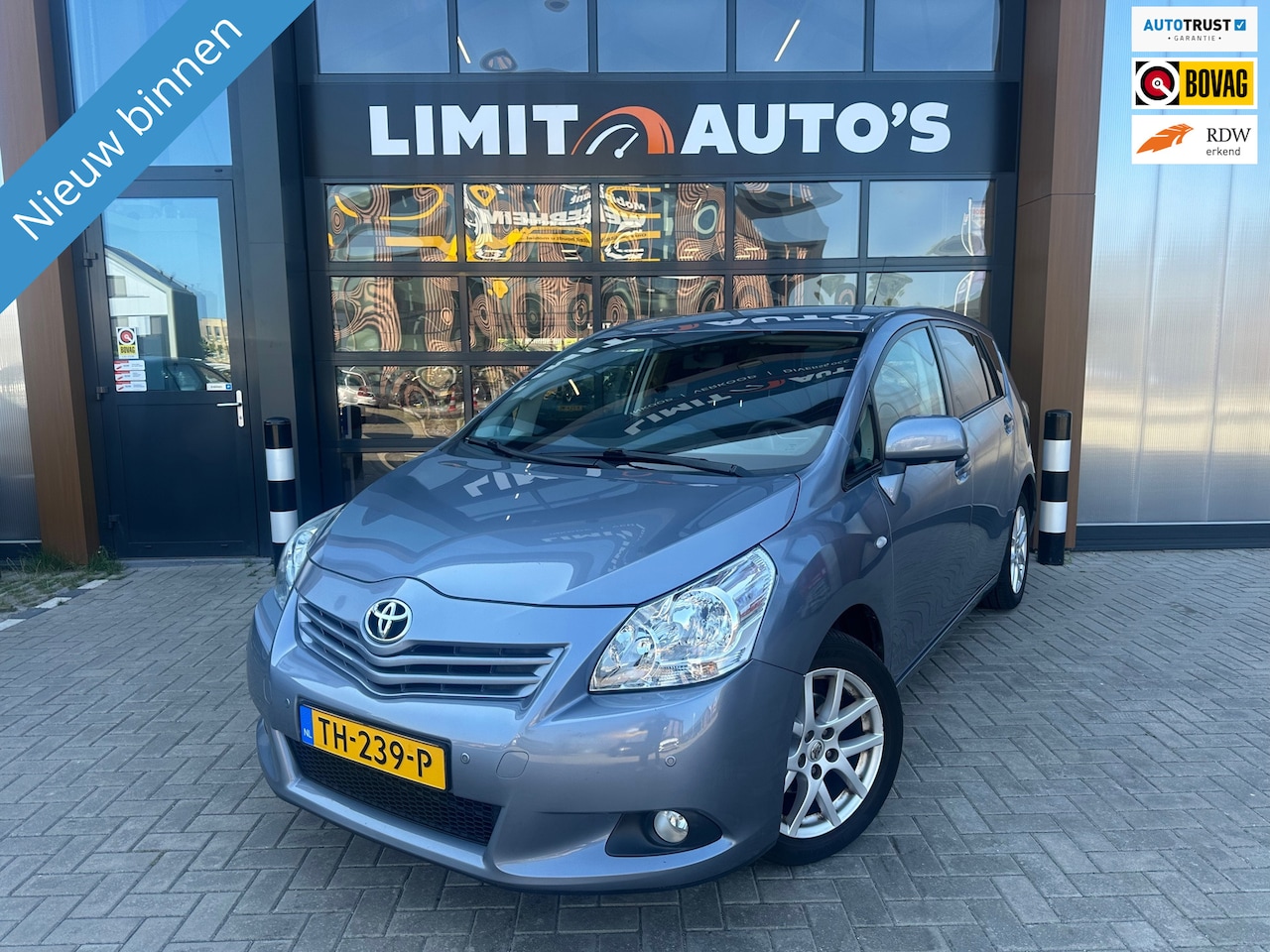 Toyota Verso - 1.8 VVT-i Business Titanium Climate/Cruise/Navi/Camera/Pdc.v+a/Trekhaak/Apk - AutoWereld.nl