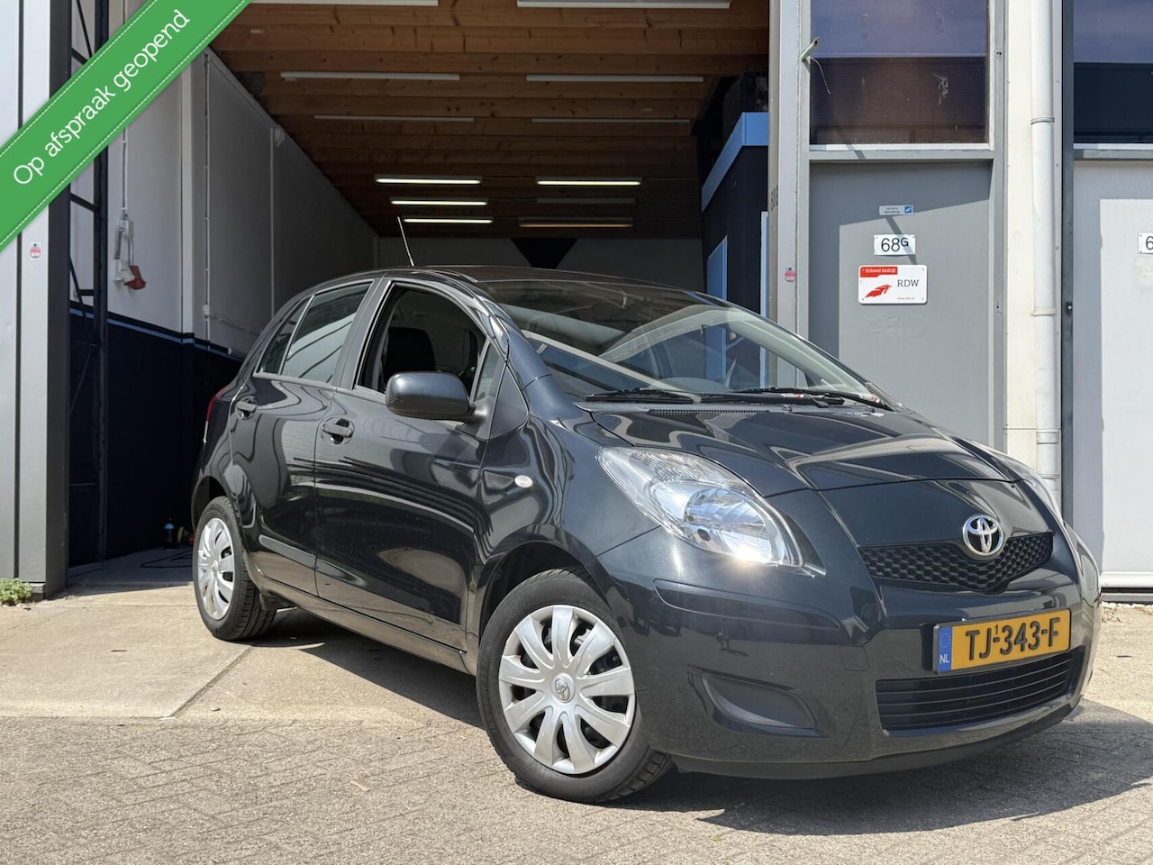 Toyota Yaris - 1.0 VVTi Cool|APK|5Deuren|Elek. Ramen - AutoWereld.nl