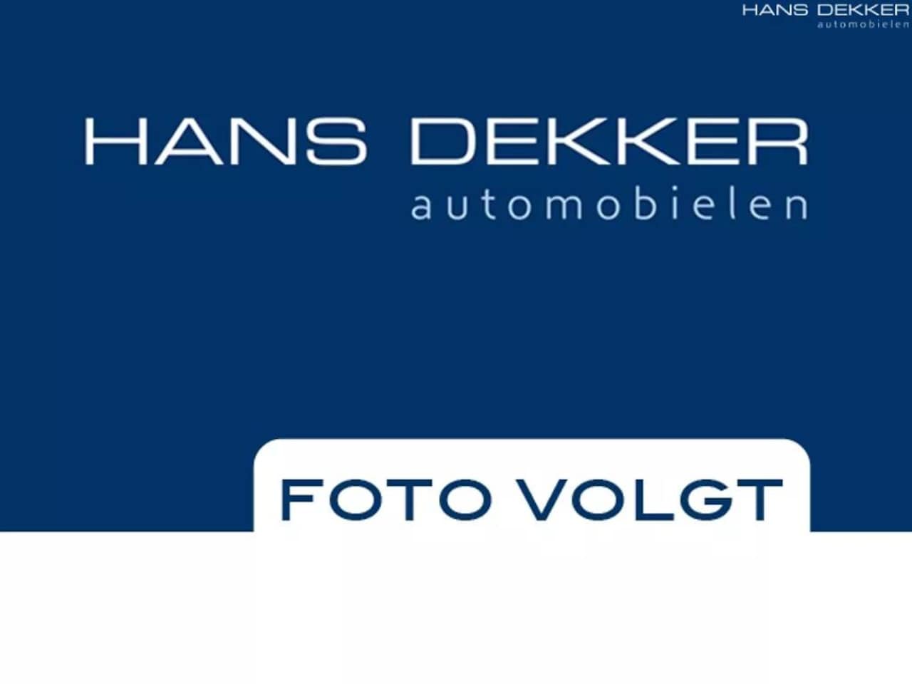 MINI Countryman - 1.5 One Pepper Cruise Controle / Stoelverwarming / Automatische Airco - AutoWereld.nl