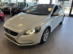 Volvo V40 - 2.0 D4 Oc. Race Bns Leder PANO Eerste Eig BJ 2014