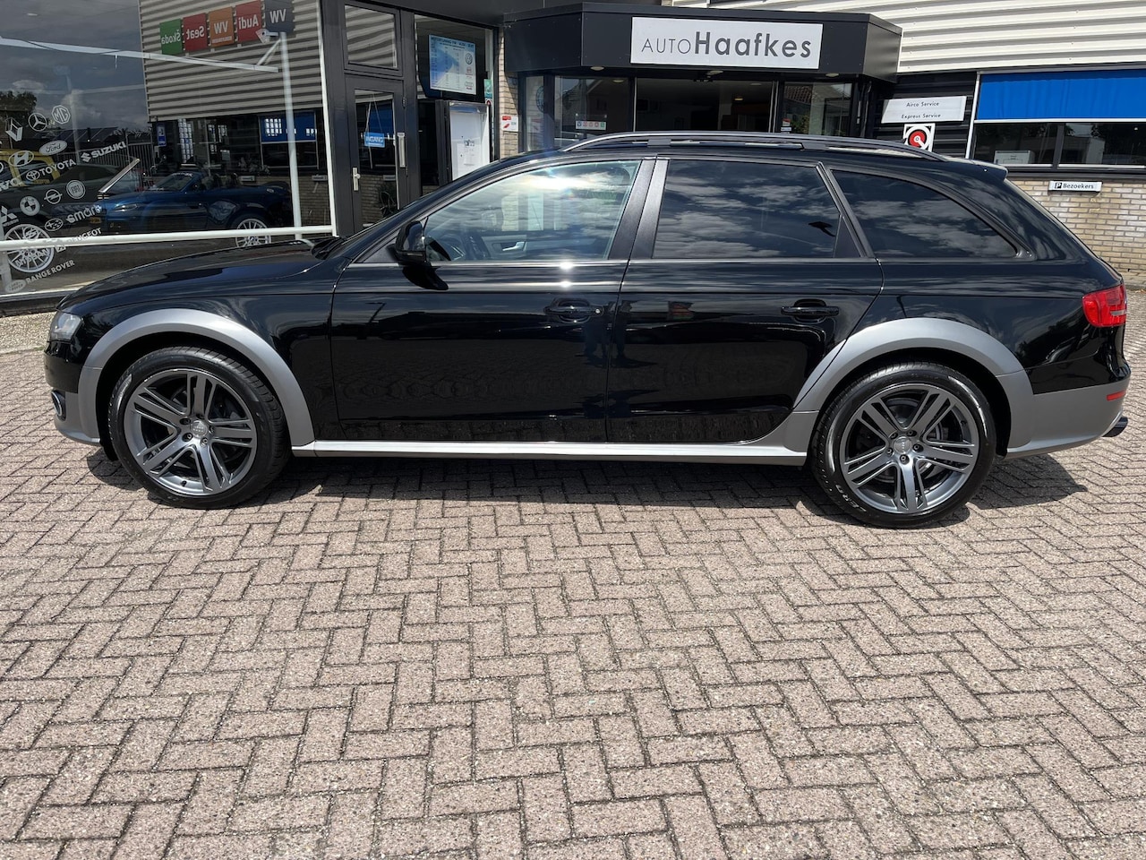 Audi A4 allroad quattro - 2.0 TFSI Pro Line Volledig leren stoelen, Panorama dak, trekhaak, cruise controle, automaa - AutoWereld.nl