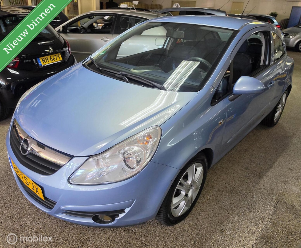Opel Corsa - 1.4-16V Cosmo AUTOMAAT - AutoWereld.nl
