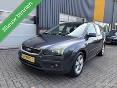Ford Focus Wagon - 1.6-16V Futura NETTE AUTO