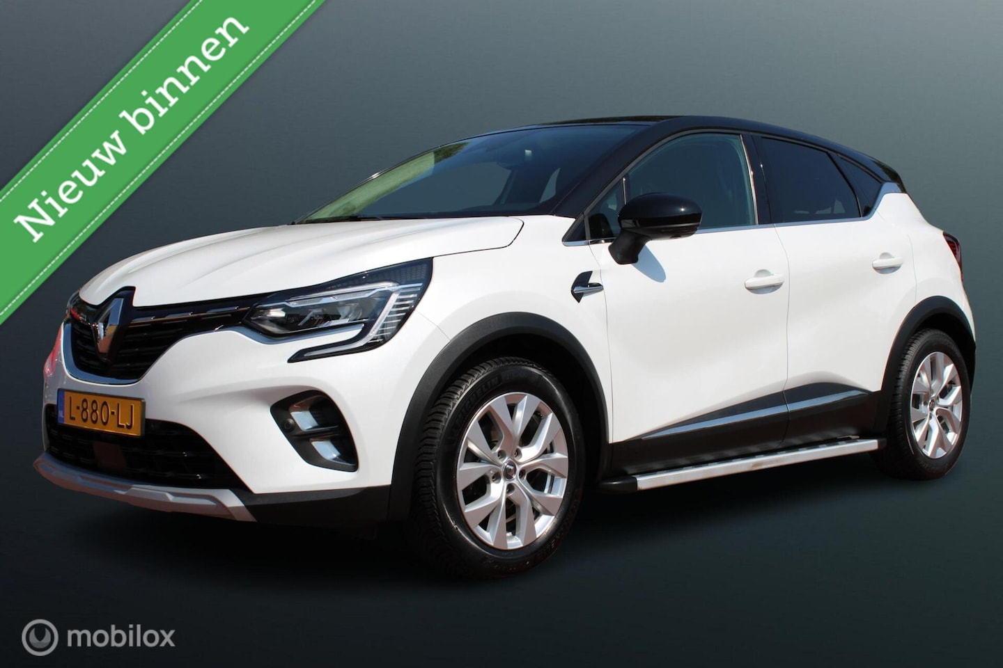 Renault Captur - 1.0 TCe 90 Intens, Wit metallic, Zwart dak, Donker glas, Navi, Clima, Stoelverwarming, Tre - AutoWereld.nl