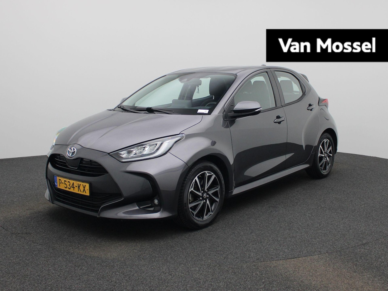 Toyota Yaris - 1.5 Hybrid Business Plus | Achteruitrijcamera | Navigatiesysteem - AutoWereld.nl