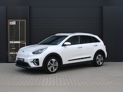 Kia e-Niro - ExecutiveLine 64 kWh | 95% SOH | Warmtepomp | 3 Fase | Adaptive Cruise | Stoelventilatie |