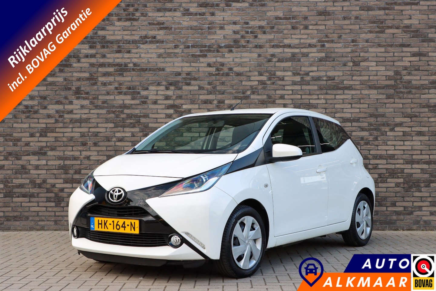 Toyota Aygo - 1.0 VVT-i x-play | Airco | Cruise control | Camera | Rijklaarprijs - incl.garantie - AutoWereld.nl