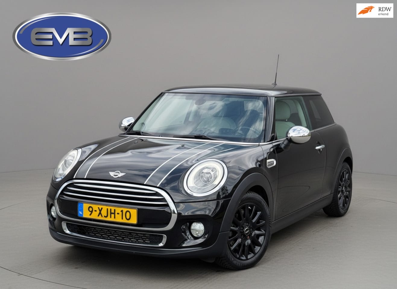 MINI Cooper - Mini 1.5 136 PK, panoramadak, lederen sportinterieur, stoelverwarming, headup display,clim - AutoWereld.nl