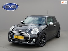 MINI Cooper - 1.5 136 PK, panoramadak, lederen sportinterieur, stoelverwarming, headup display, climaat