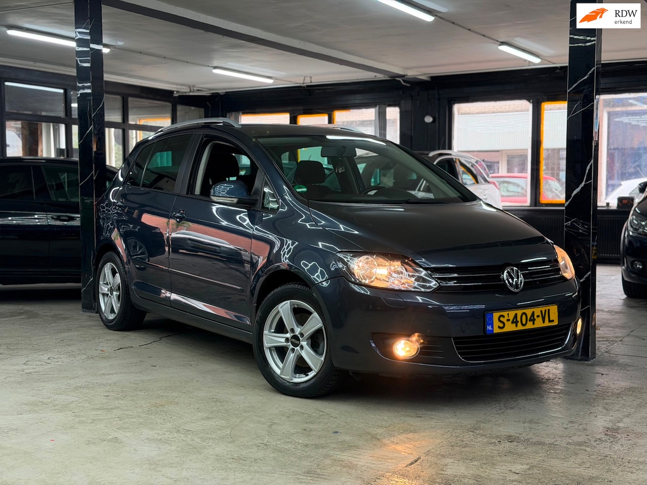 Volkswagen Golf Plus - 1.4 TSI Highline Automaat | stoelverwarming | Airco - AutoWereld.nl