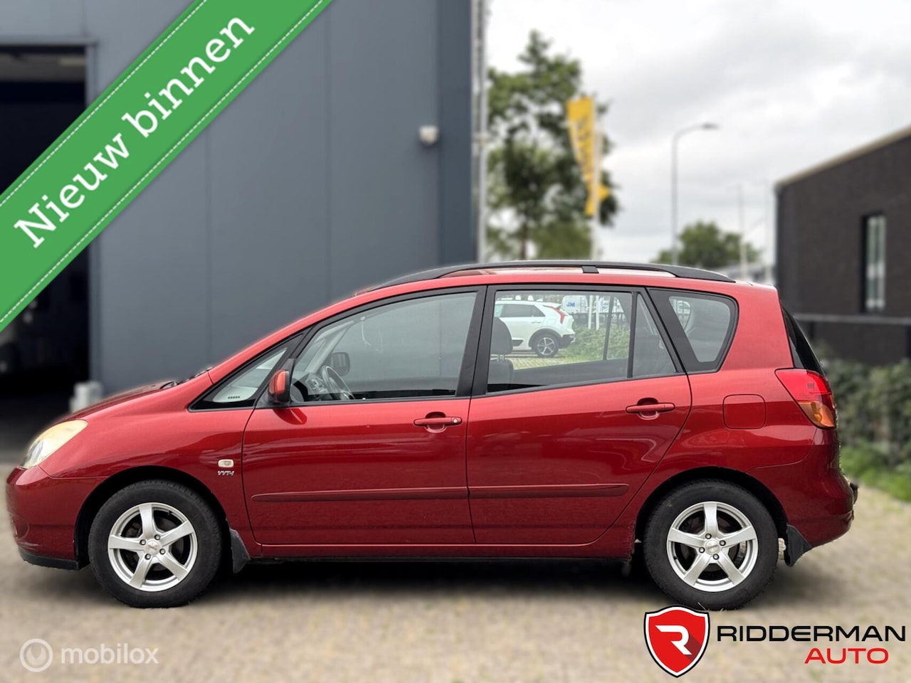 Toyota Corolla Verso - 1.6 VVT-i Linea Luna / Airco / Trekhaak - AutoWereld.nl