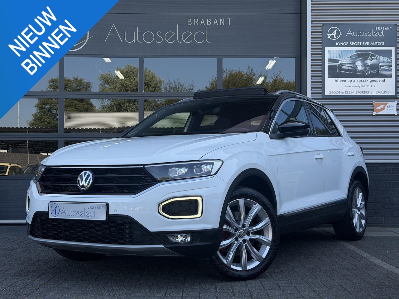 Volkswagen T-Roc - 2.0 TSI 4Motion Sport Pano | Camera | 190PK - AutoWereld.nl