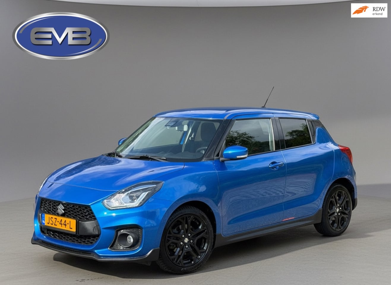 Suzuki Swift - 1.4 Sport 140 pk LIMIT EDITION, achteruitrijcamera,1/2 lederen sportinterieur, climaat con - AutoWereld.nl